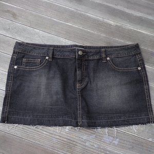 Distressed Black Denim Mini Skirt 2x 3XL